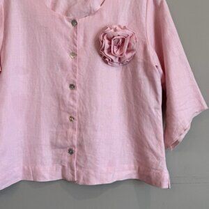 Chalet Linen Pastel Pink Rosette Soft Girl Medium USA Blouse Flower Shell Button